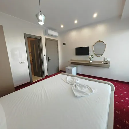 White Boutique Hotel- * Észak-Eforie