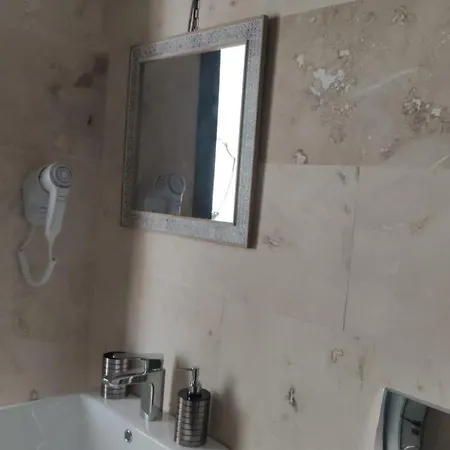 White Boutique Hotel- * Észak-Eforie