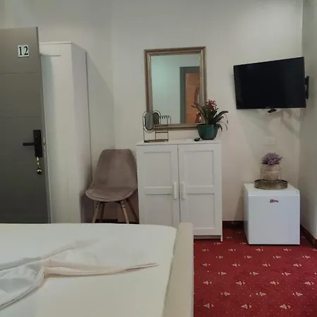 Szálloda White Boutique Hotel- Észak-Eforie