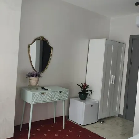 White Boutique Hotel- Hotel