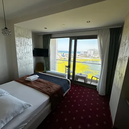 White Boutique Hotel- Hotel