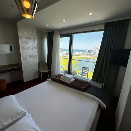 White Boutique Hotel- Hotel Eforie Nord