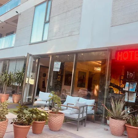 White Boutique Hotel- * 艾福雷诺德