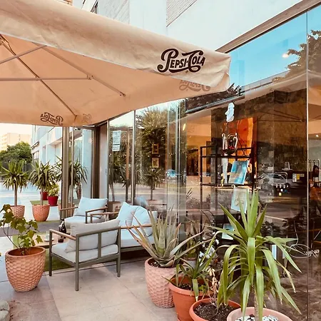 酒店 White Boutique Hotel- 艾福雷诺德