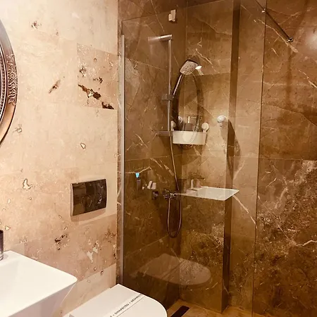 White Boutique Hotel- * 艾福雷诺德