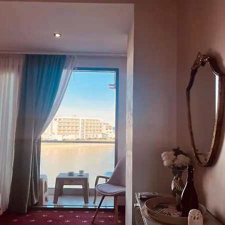 White Boutique Hotel- إيفوري نورد