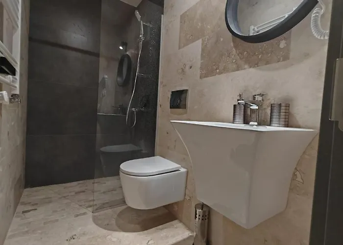 White Boutique Hotel- Hotel Eforie Nord