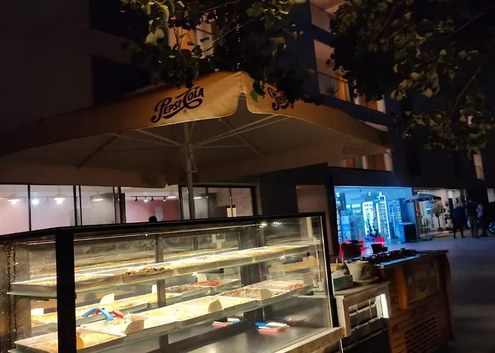 White Boutique Hotel- Hotel Eforie Nord