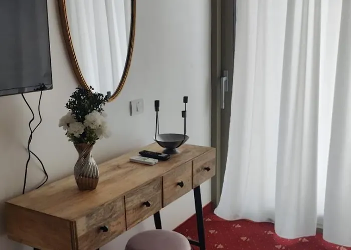 White Boutique Hotel- Hotel