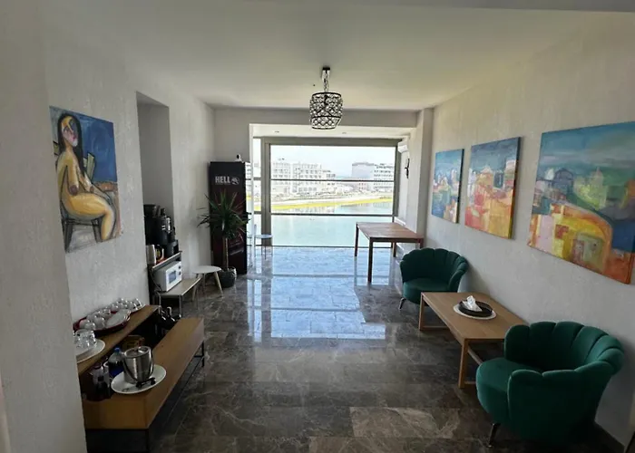 White Boutique Hotel- Hotel *